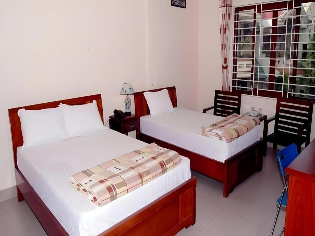 Hong Thang Hotel Hue Bagian luar foto