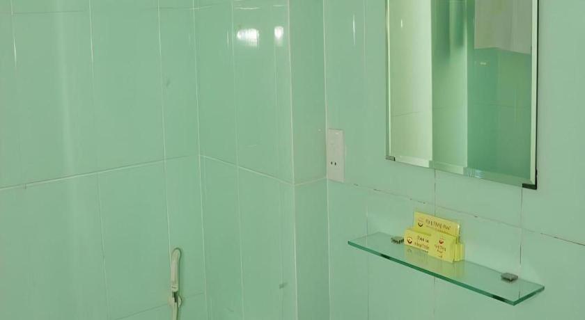 Hong Thang Hotel Hue Bagian luar foto