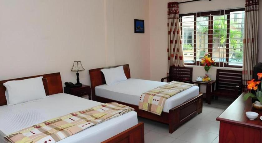 Hong Thang Hotel Hue Bagian luar foto